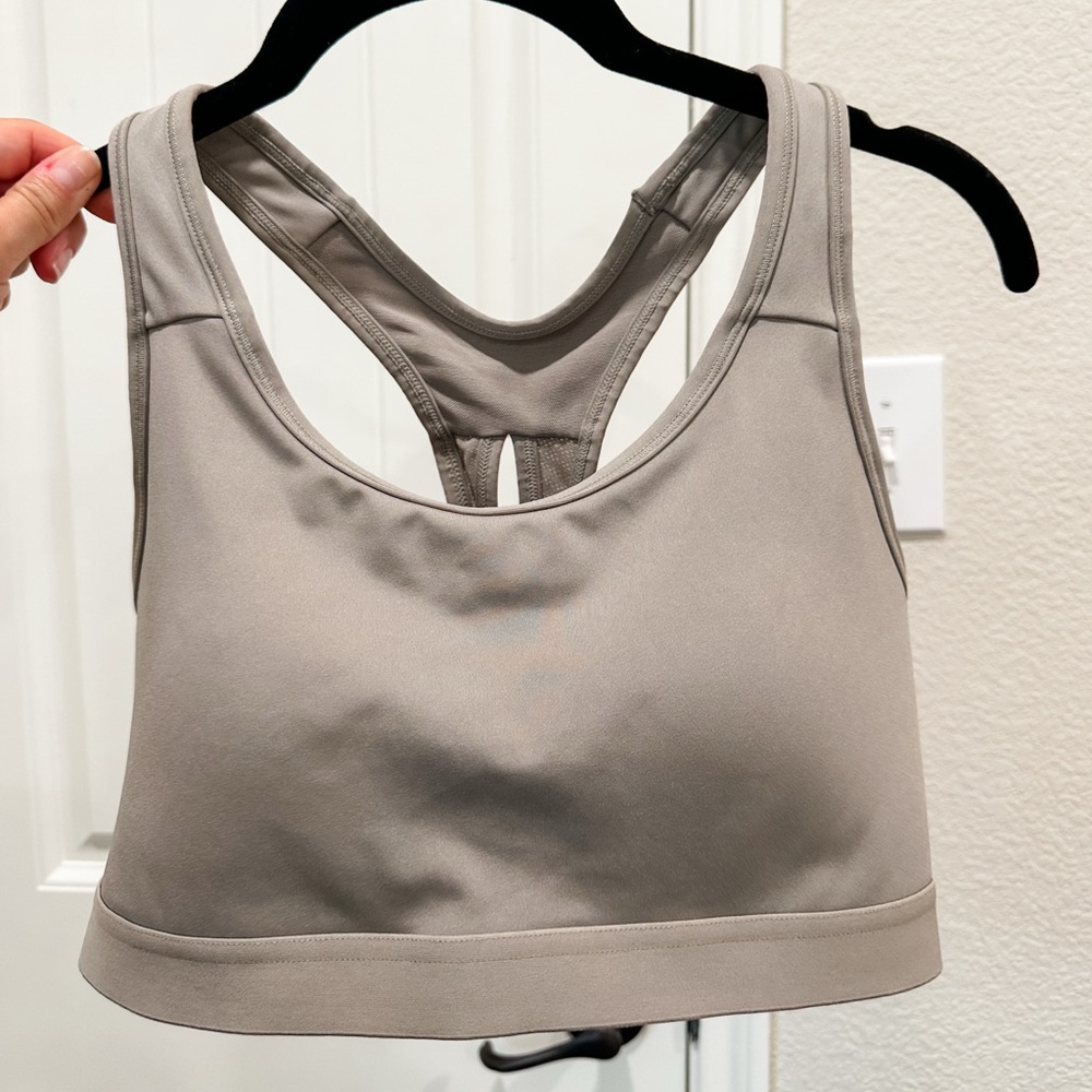 Avia Women’s Workout Set, Size Medium 8/10, Taupe/Grey, NEVER WORN